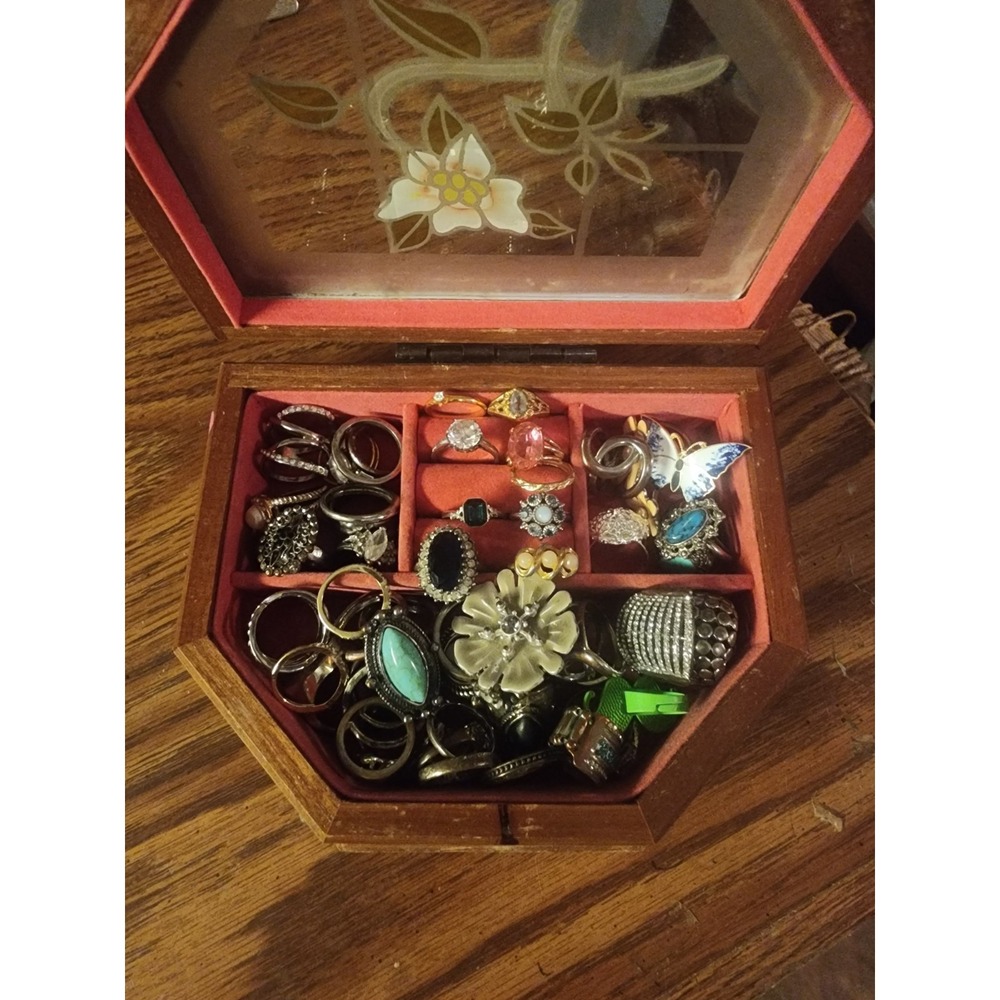 Vintage Huge Estate Lot Womens Rings, Untested, Avon, 50+ Pieces